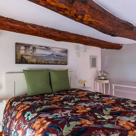 Toledo House Apartments نابولي المظهر الخارجي الصورة