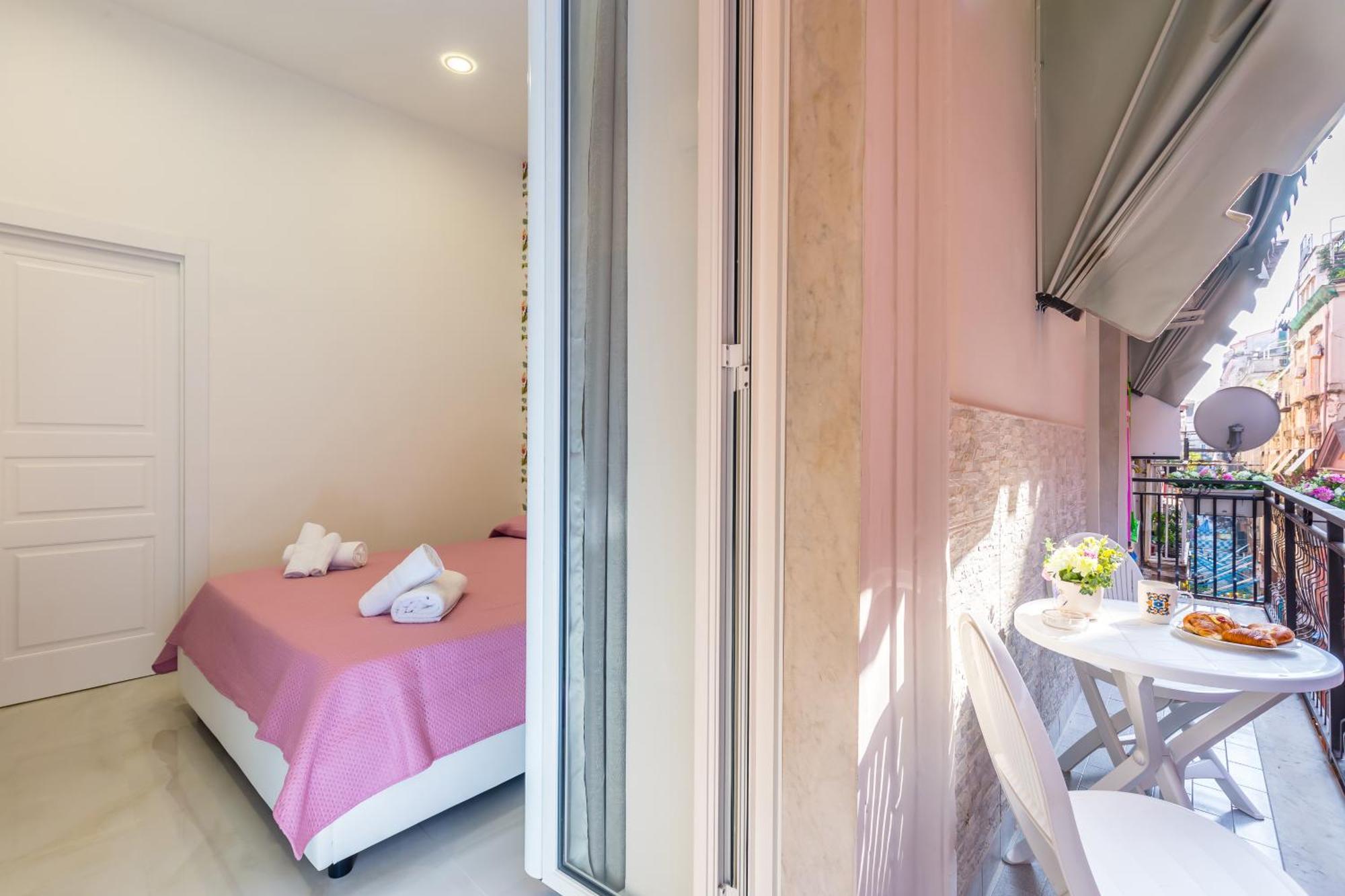 Toledo House Apartments نابولي المظهر الخارجي الصورة